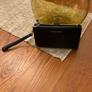 Michael Kors double zip leather wallet - wristlet